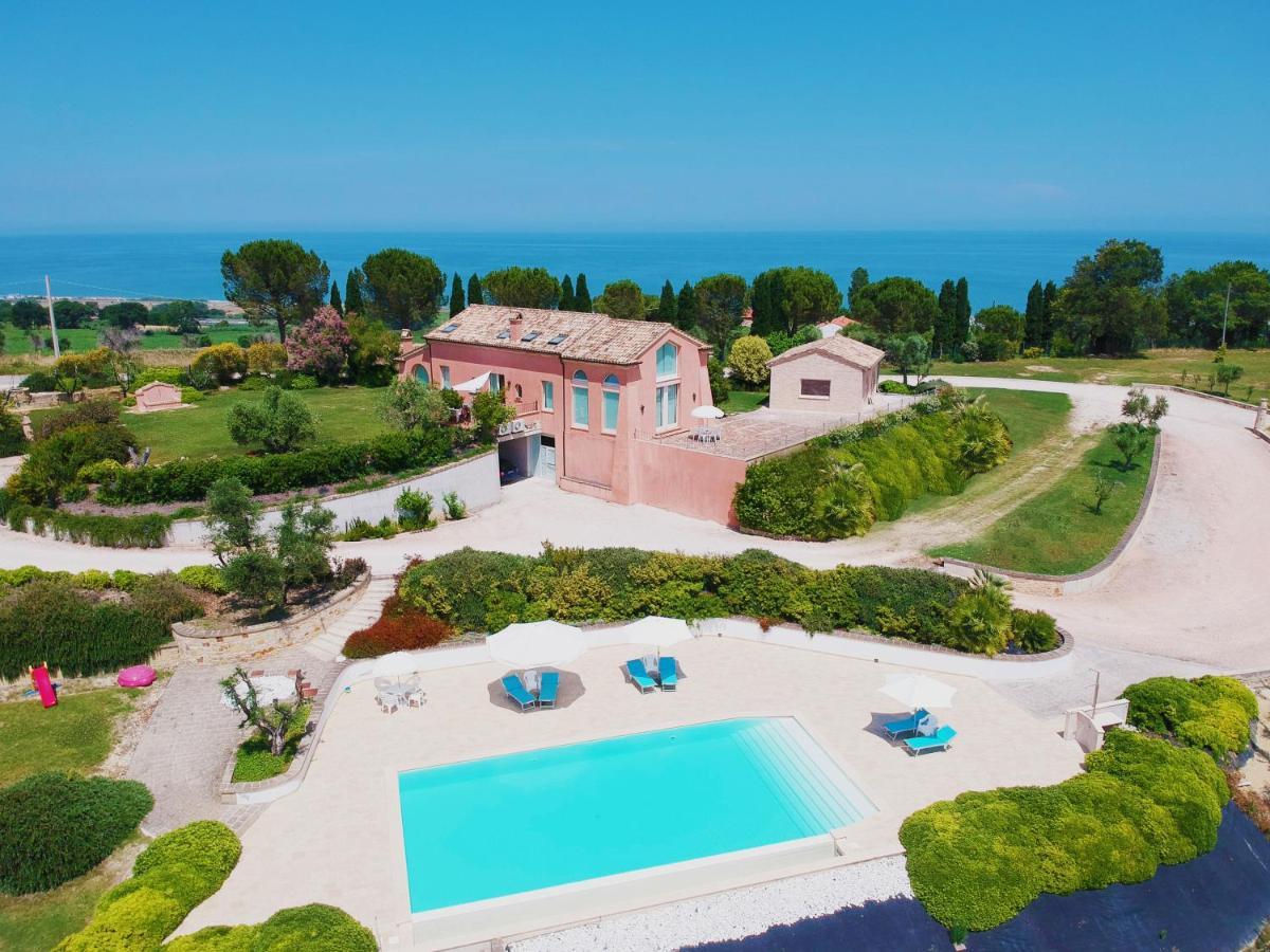Nontiscordardime B&B Villa Agriturismo Civitanova Marche Εξωτερικό φωτογραφία