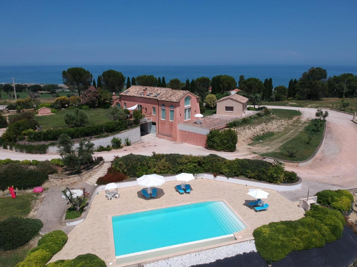 Nontiscordardime B&B Villa Agriturismo Civitanova Marche Εξωτερικό φωτογραφία